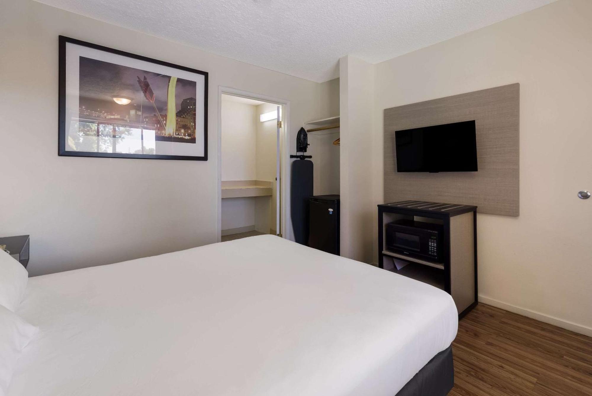Rodeway Inn Livermore Ngoại thất bức ảnh